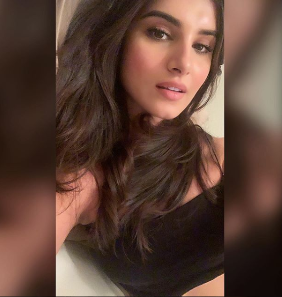  Tara Sutaria Hd Photos Gallery