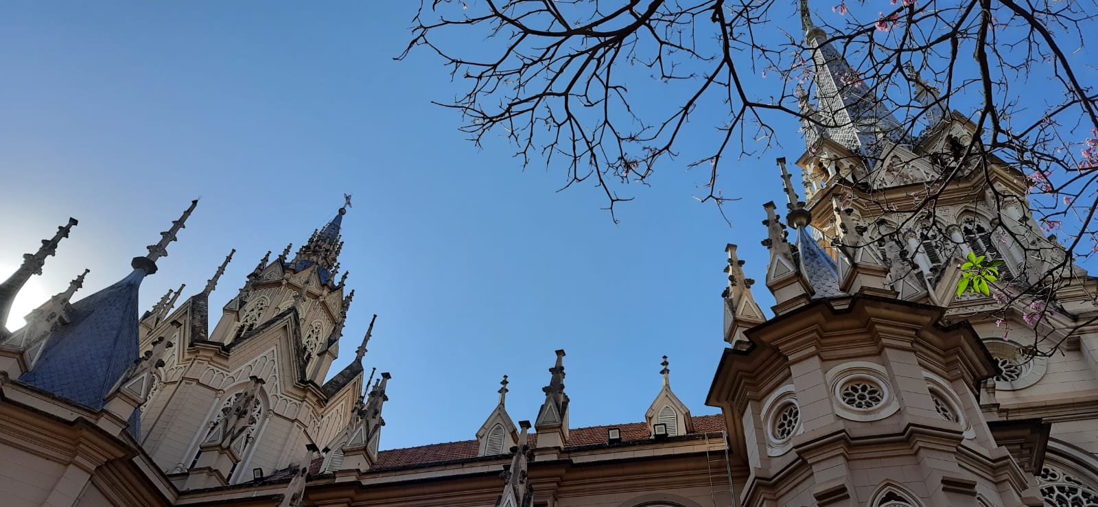 As mais Belas Igrejas e Catedrais de Belo Horizonte