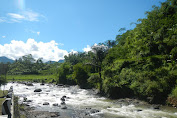 River Tubing di Pedesaan Garut Tentunya Asri Banget 