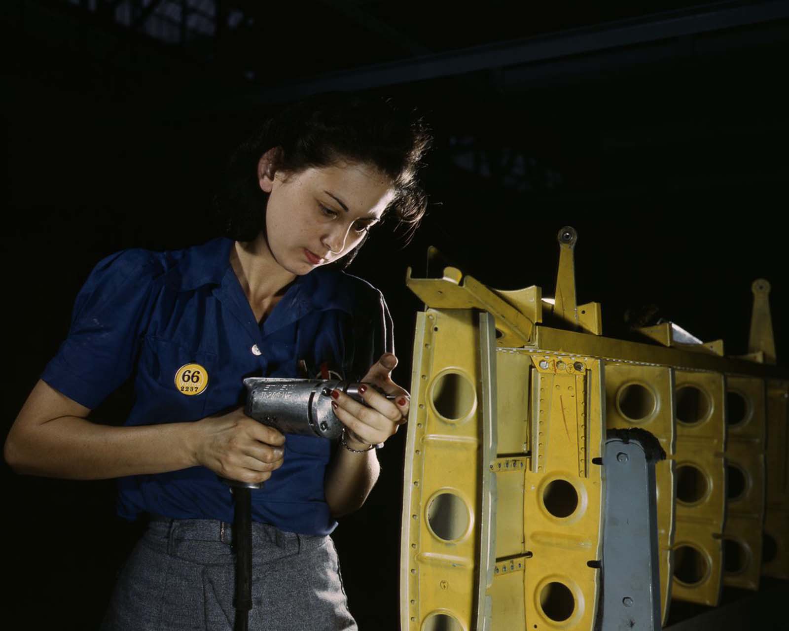 women workers photos usa world war two