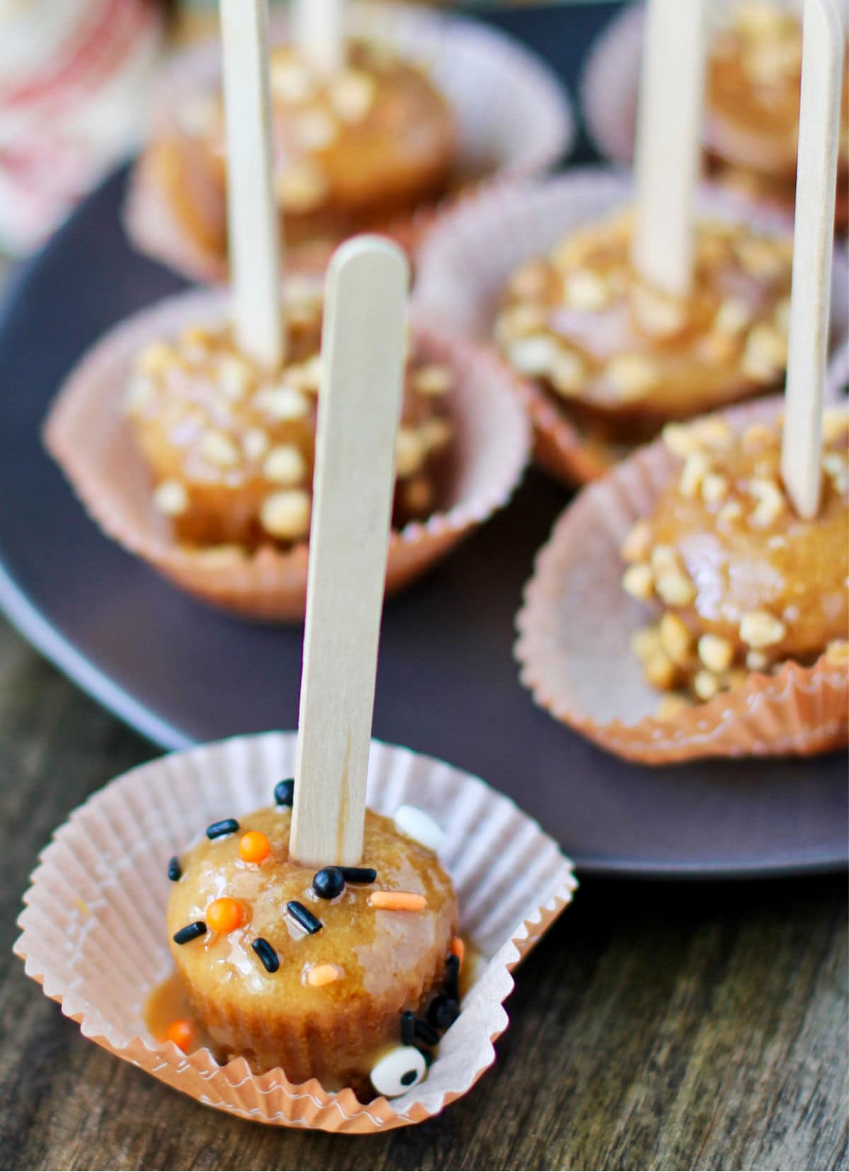 Halloween caramel cupcakes