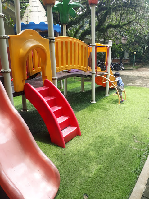 PlayGround Tumbar Jinten