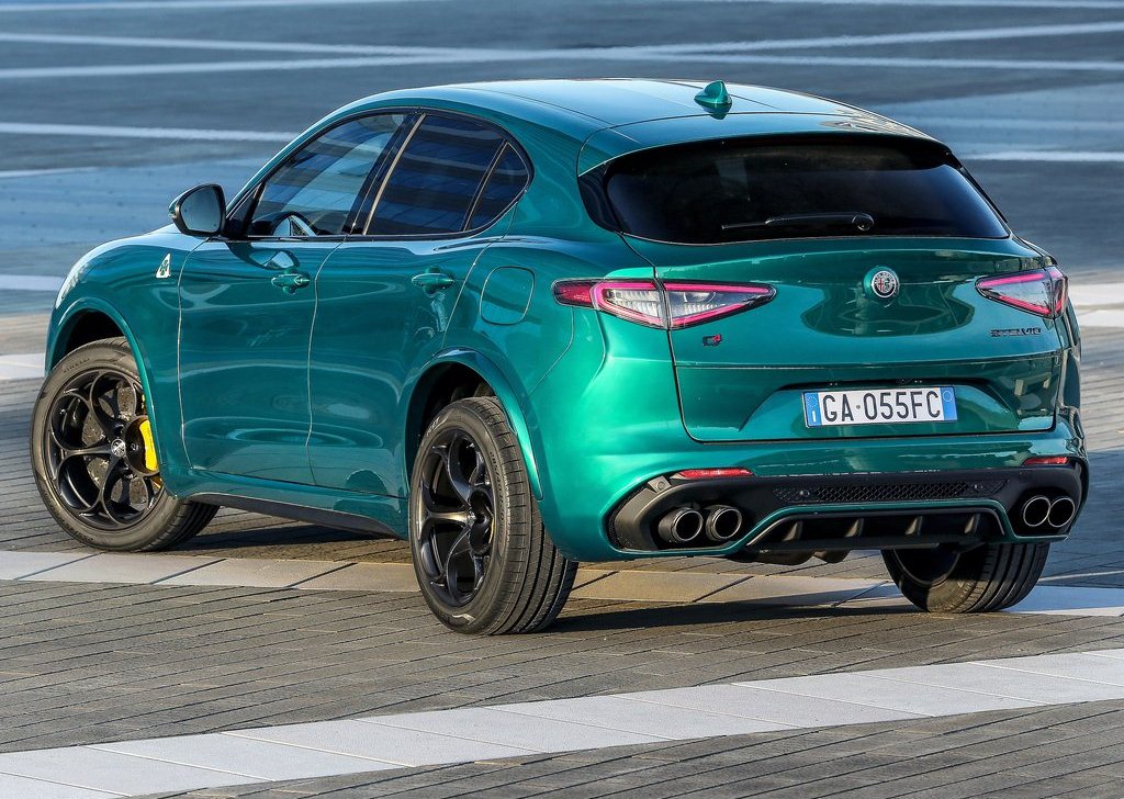 2020 Alfa Romeo Stelvio Quadrifoglio