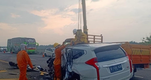 Kecelakaan Maut Vanessa Angel Bikin Kaget, Ini Tips Aman Berkendara di Tol