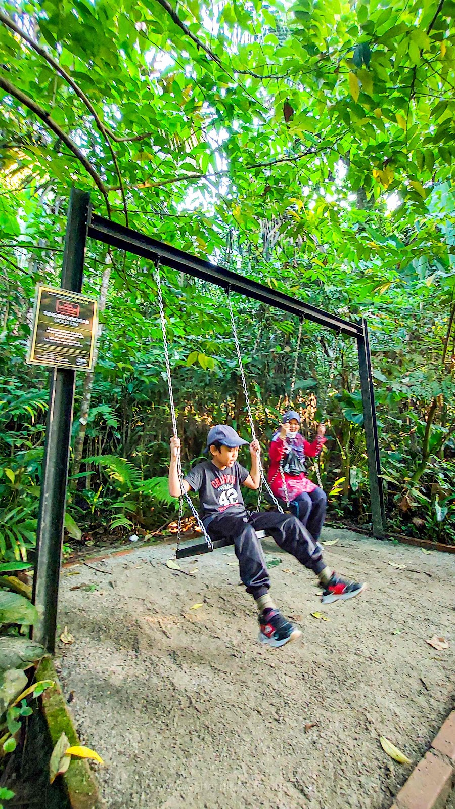 Trekking Ke Taman Tugu Trail Kuala Lumpur Bersama Keluarga