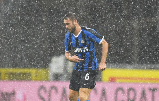 Inter siap lepas De Vrij dengan harga tak kurang dari 25 juta euro
