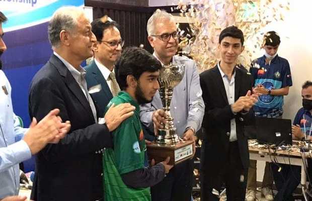 Syed Emad Ali Wins World Youth Scrabble Title