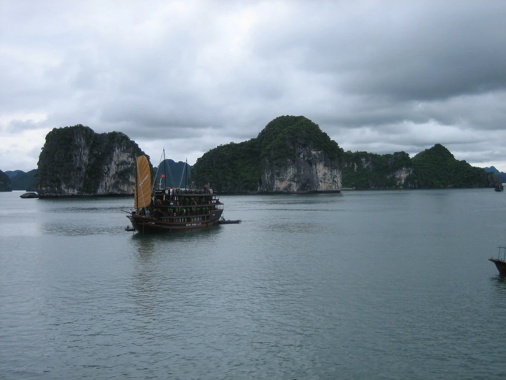 Ha Long Bay