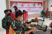 Kodim 0505/Jakarta Timur Salurkan Bantuan UMKM Pada PKL dan Warung