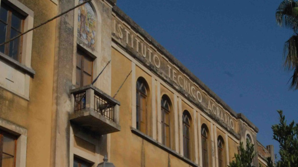 Ex istituto Agrario abbandonato, degradato e di proprietà statale sarà donato alla Curia