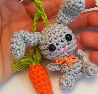 PATRON GRATIS CONEJO DE PASCUA AMIGURUMI 50120 🐰