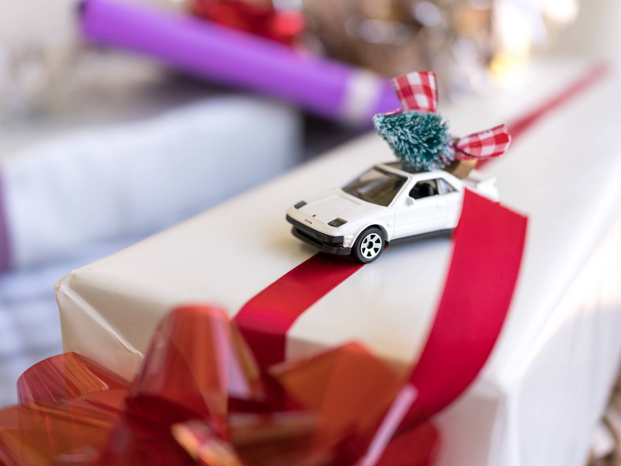 Red and White Gift Wrap