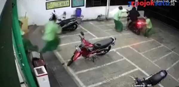 Video Detik-detik Santri Gagalkan Aksi Pencurian Motor di Pesantren, Pelakunya Lari Terbirit-birit