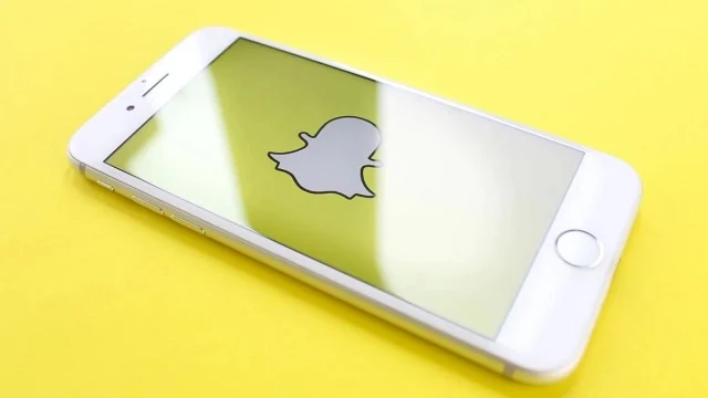 برنامج بديل سناب شات Snapchat للايفون