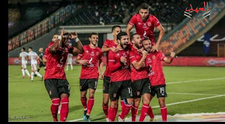 الكاف يغيّر موعد مباراة الأهلي والرجاء المغربي في السوبر الإفريقي