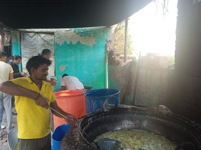मुख्यमंत्री उड़न दस्ता द्वारा जिला पलवल व फरीदाबाद में मिलावटी मिठाईयों की सूचना पर खाद्य सैम्पल भरवाए गए