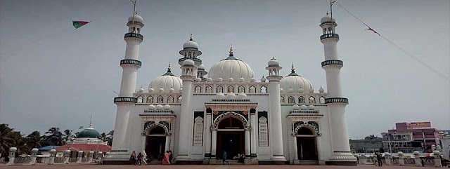 मोहर्रम पर्व को लेकर ताजिया के रूप में केरला के बिमापल्ली मस्जिद का भव्य प्रारूप तैयार किया जा रहा है, moharram 