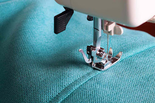 تعد الخياطة أكثر الصناعات اليدوية انتشاراً في المنازل
