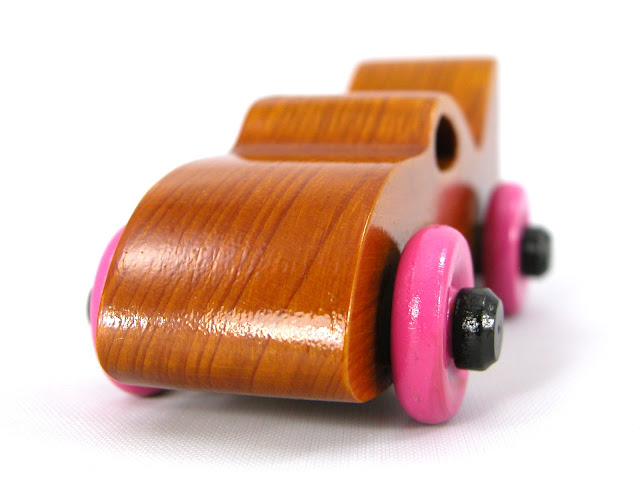 Handmade To Car Play Pal Bat Car With Pink Wheels and Amber Shellsc Body