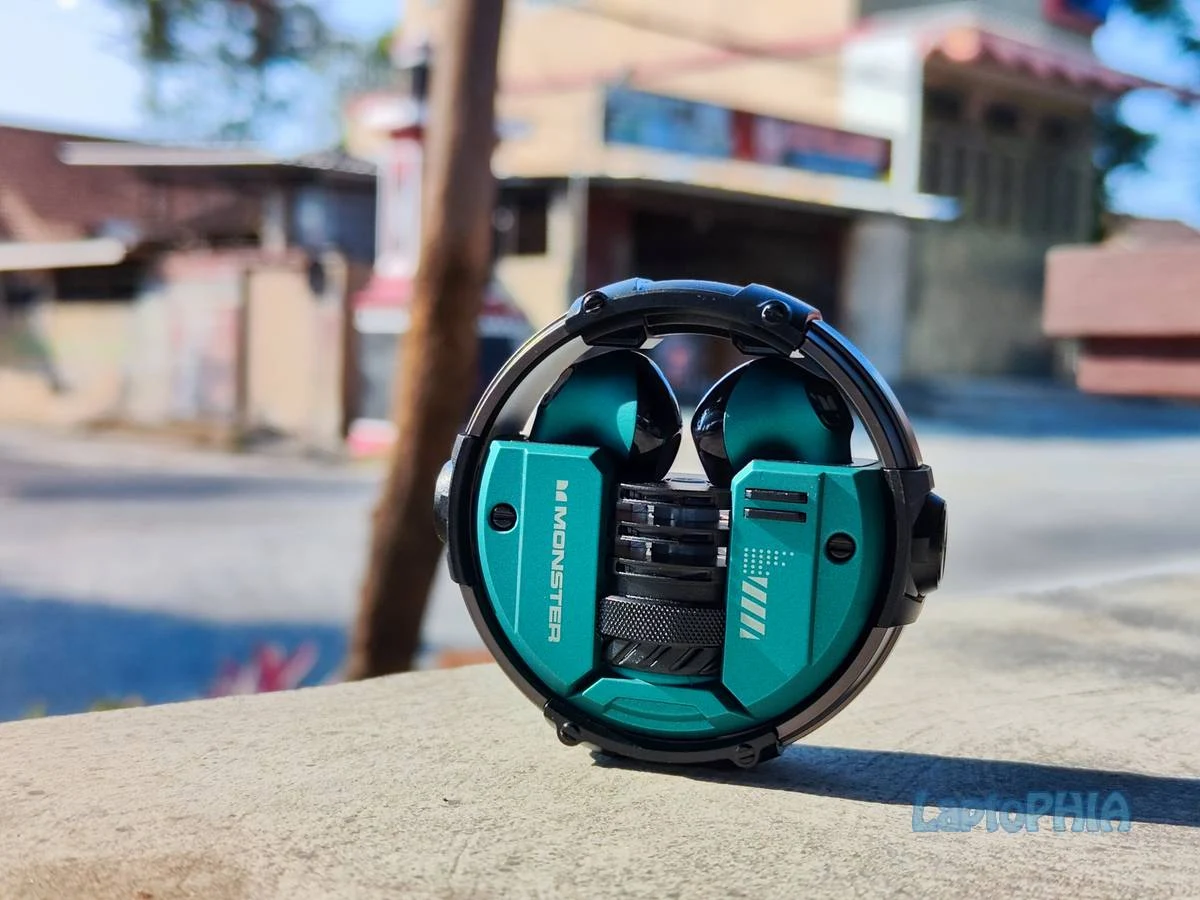 Review Monster Airmars XKT10: Suara Bertenaga, Desain Futuristik