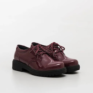 Vailey Oxford Maroon