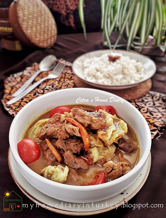 Indonesian food recipe; Tongseng Kambing ( Lamb/ mutton stew in coconut milk) | Çitra's Home Diary. #tongsengrecipe #Indonesiancuisine #Indonesisch #tongsengkambing #endonezyamutfağı #gulai #curryrecipe