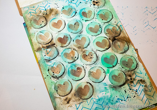 Layers of ink - Hearts Mixed Media Art Journal Page Tutorial by Anna-Karin Evaldsson.