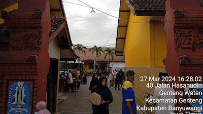 SDN 1 Genteng Wetan Berbagi Berkah Takjil Di Bulan Ramadhan