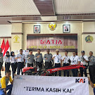 KAI Divre IV Tanjung Karang Serahkan Bantuan Peralatan Kemandirian Berupa Traktor ke Lapas Kelas I Bandar Lampung