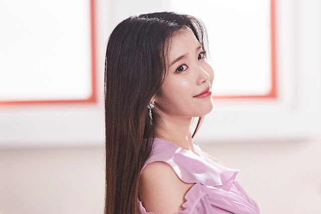 IU, cantante de k-pop 2022