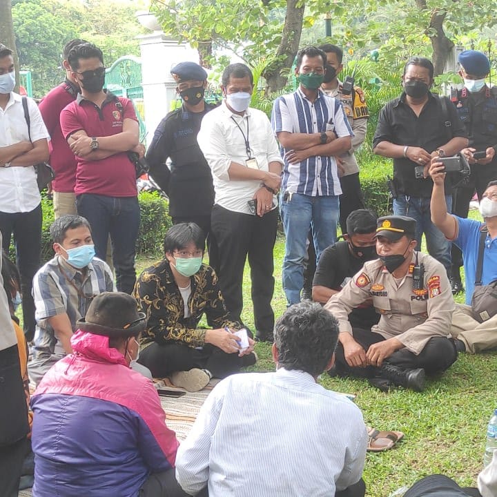Petani Indramayu Adukan Nasibnya ke KSP