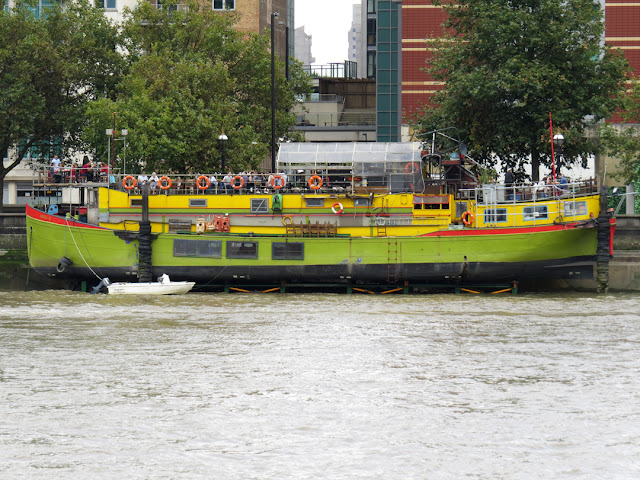 Tamesis Dock floating pub, Albert Embankment, Vauxhall, London