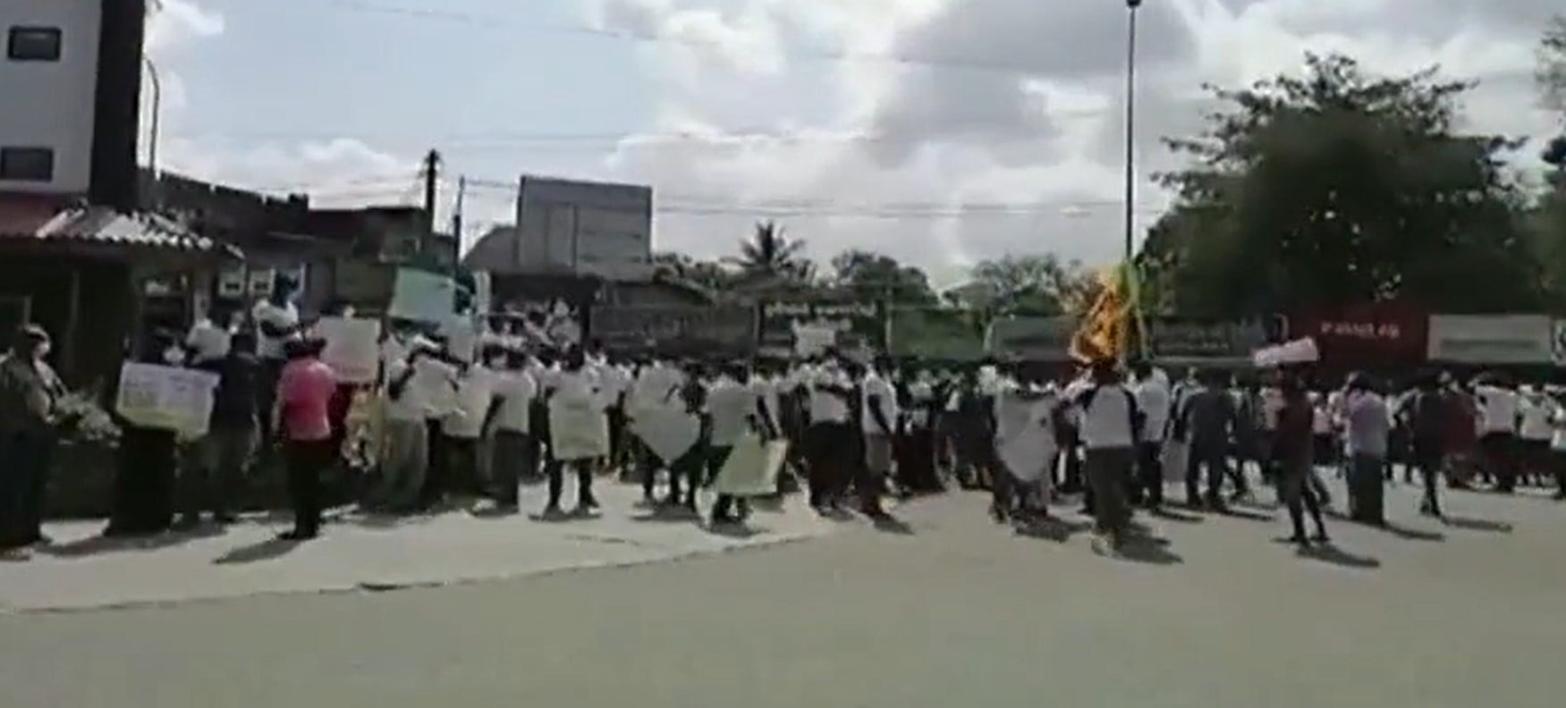 Dambulla protest