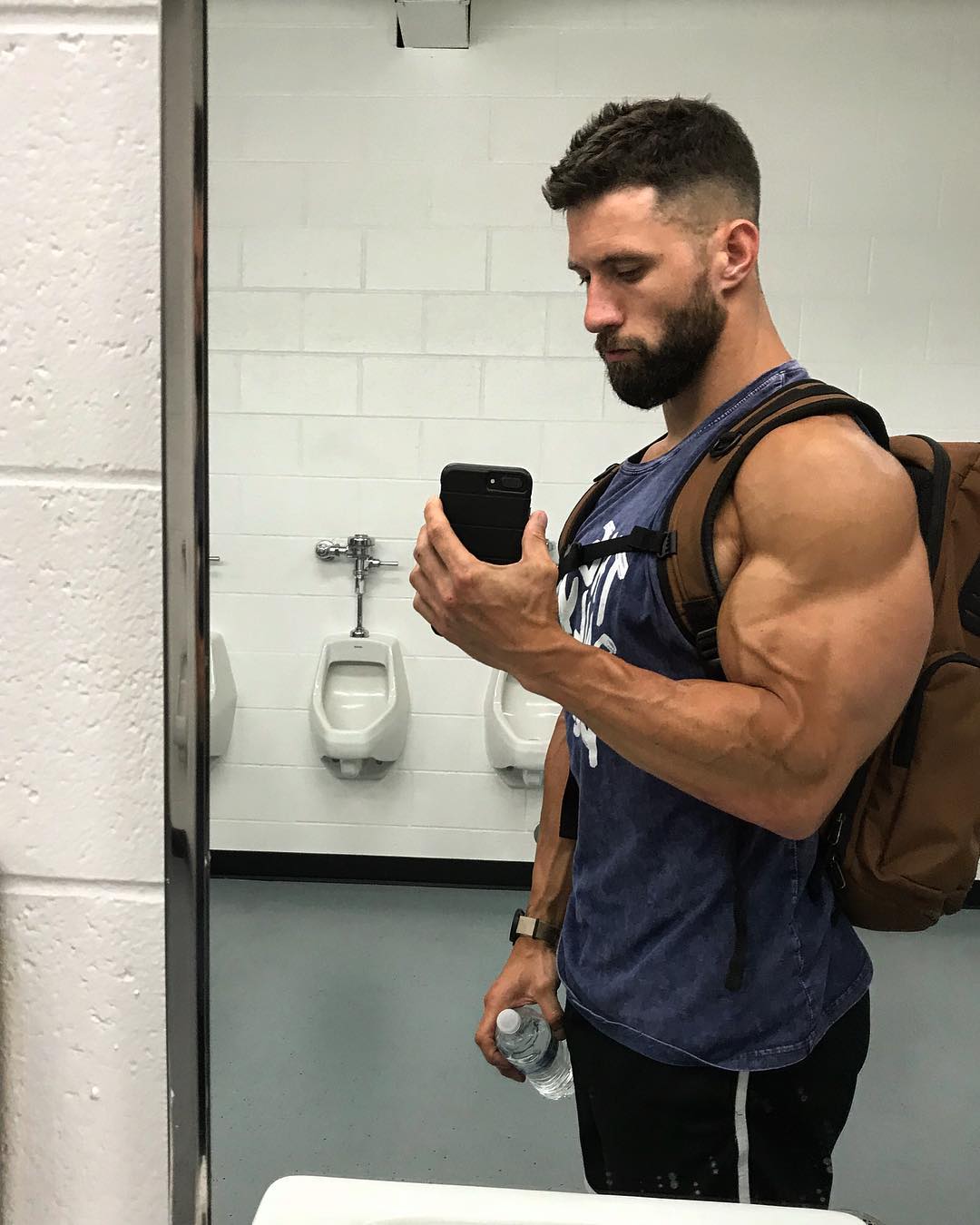 strong-attractive-masculine-men-beard-selfie-huge-biceps