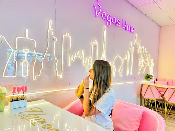 10 Amazing Places to Eat OFF the Las Vegas Strip - Read more »