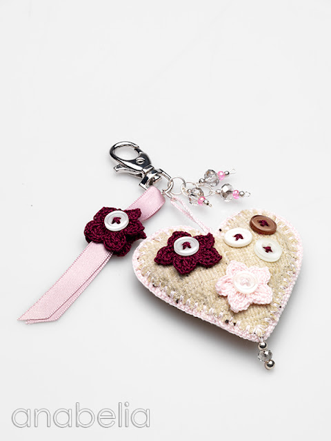Valentine fabric and crochet hearts by Anabelia