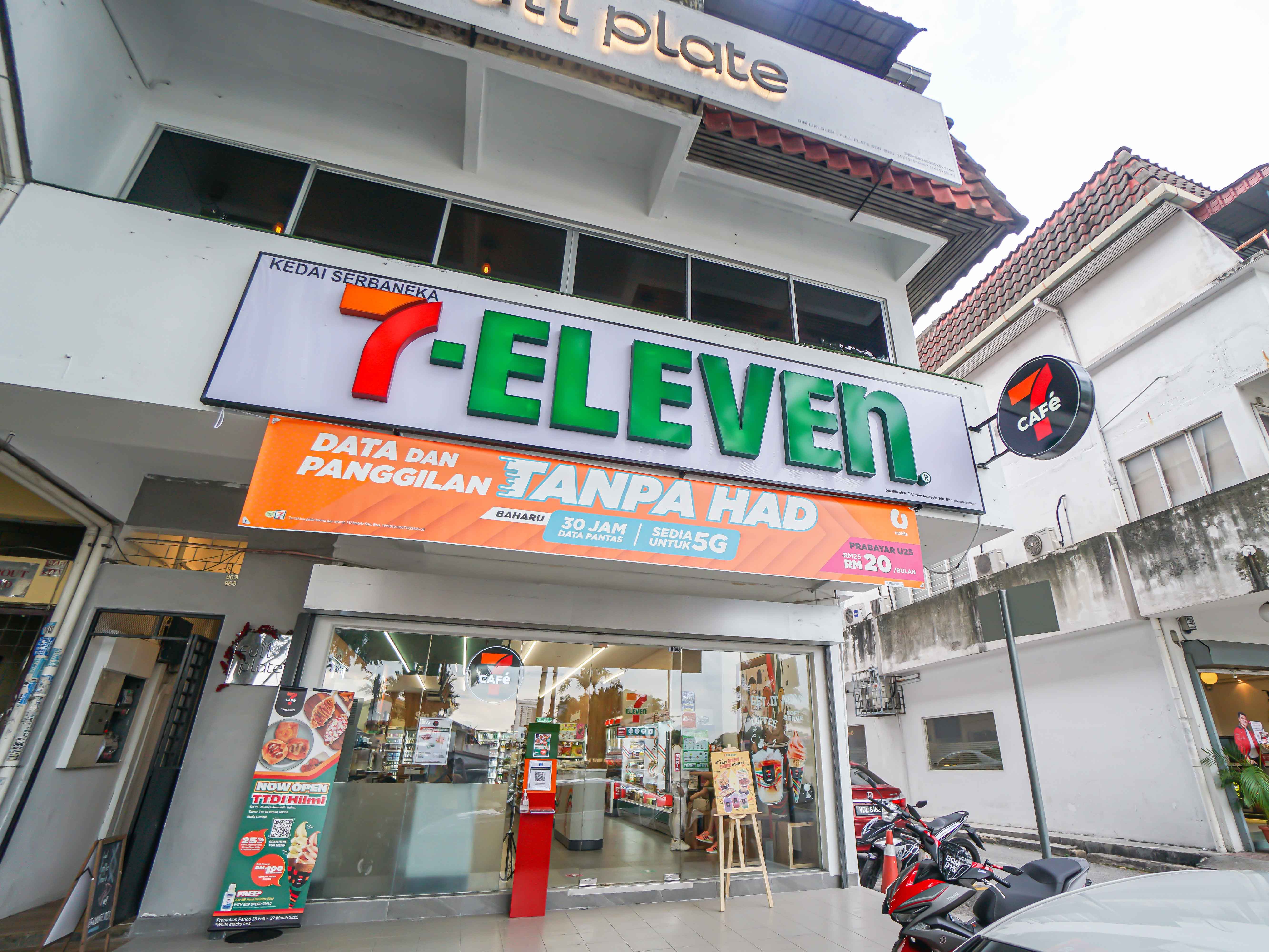 7-eleven malaysia opening hours