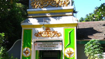 Sunan Sentono Botoputih, Area Makam Para Darah Biru dan Penyebar Islam di Surabaya Jawa Timur