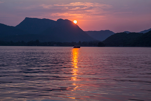 Lake Fateh Sagar udaipur - travelwithsd