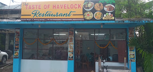 Arrival on Havelock island .