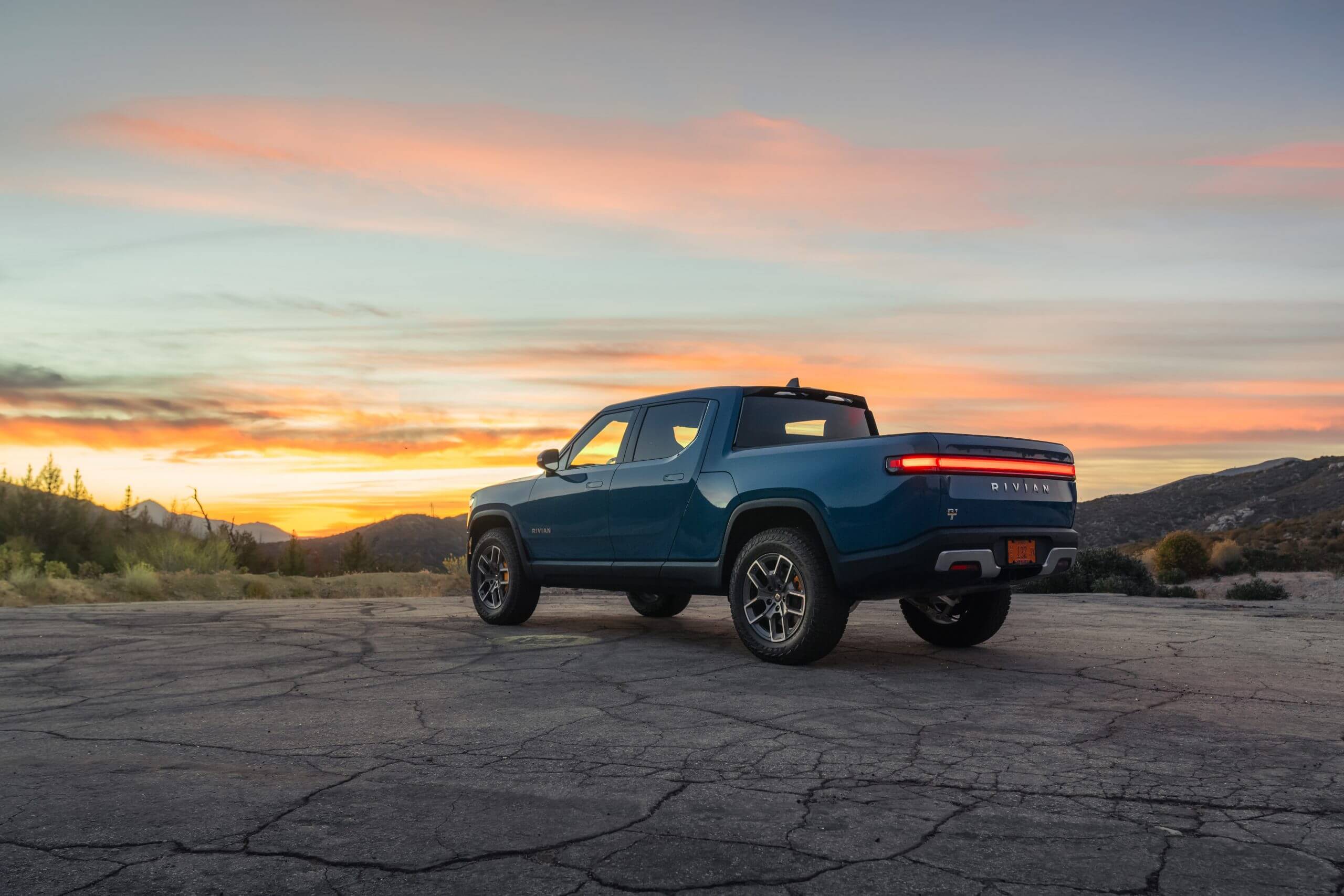 rivian r1t