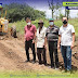 Prefeito Gerson Martins, Vice-prefeito Zico e Vereador Júnior do Tabuleiro, acompanham obras em estradas rurais que passam por manutenção