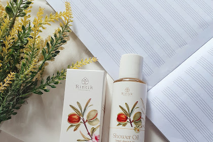 REVIEW : Rintik Shower Oil, sensasi mandi mewah ala spa dengan wangi istimewa!