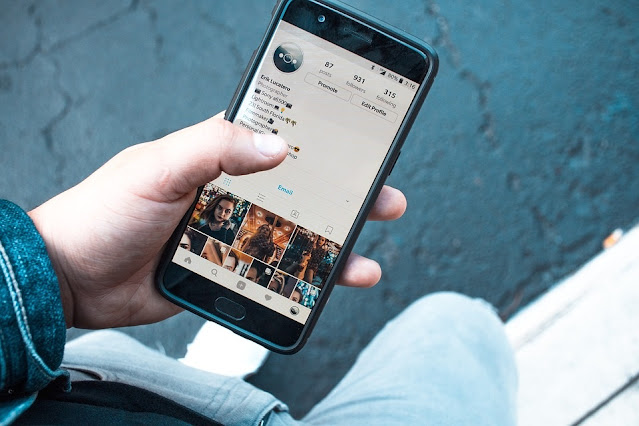 Social Media Tips: 7 Tips For Curating Your Instagram Feed