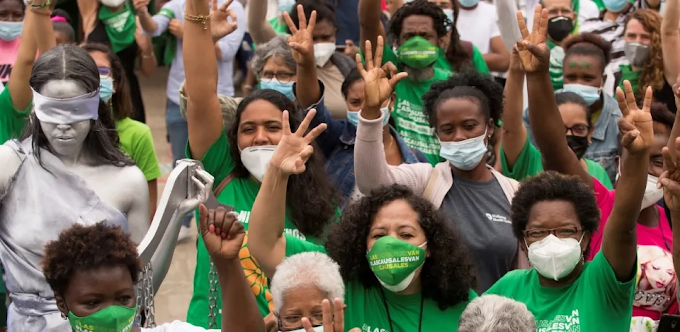 Vuelven a reclamar a legisladores RD la despenalización del aborto