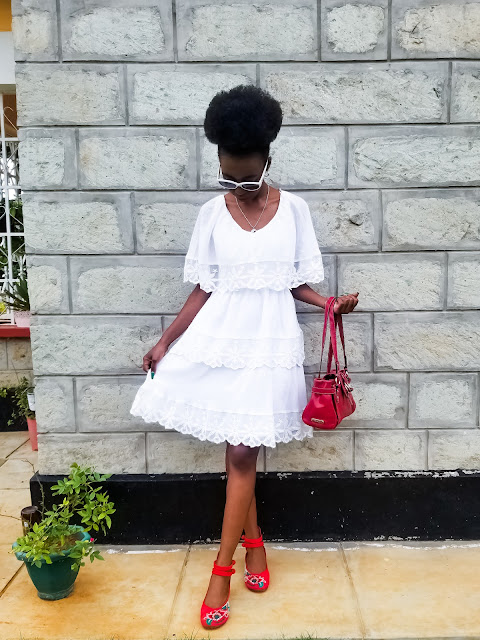 How To Wear A Little White Dress in Summer