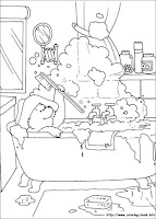 Paddington Bear coloring page in the bath