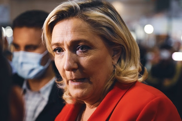 [VIDEO] Impôt Sur Le Revenu : Marine Le Pen Veut Exonérer « Tous Les Jeunes Jusqu’à 30 Ans ! »