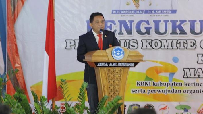 Lantik Pengurus KONI Kerinci, Budi Setiawan : Saya Yakin KONI Kerinci Lebih Baik dan Berprestasi Lagi