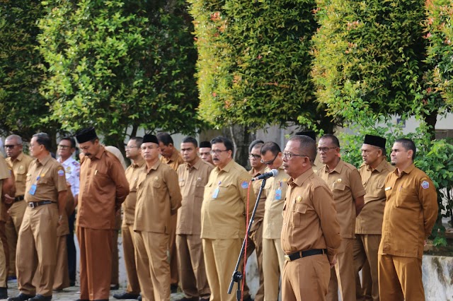 Pimpin Apel Perdana, Pj Bupati Pidie Jaya, Ir. H. Jailani Ajak Para ASN Tingkatkan Kedisiplinan Dalam Bekerja